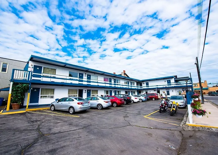 Niagara Parkway Court Motel